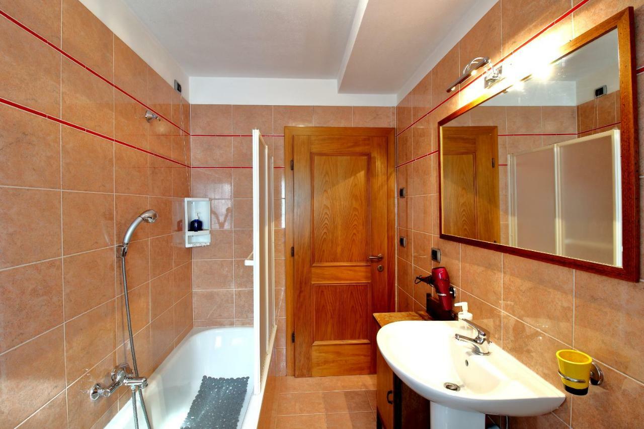 Nonostantetutto B&B Pieve di Cadore Bagian luar foto